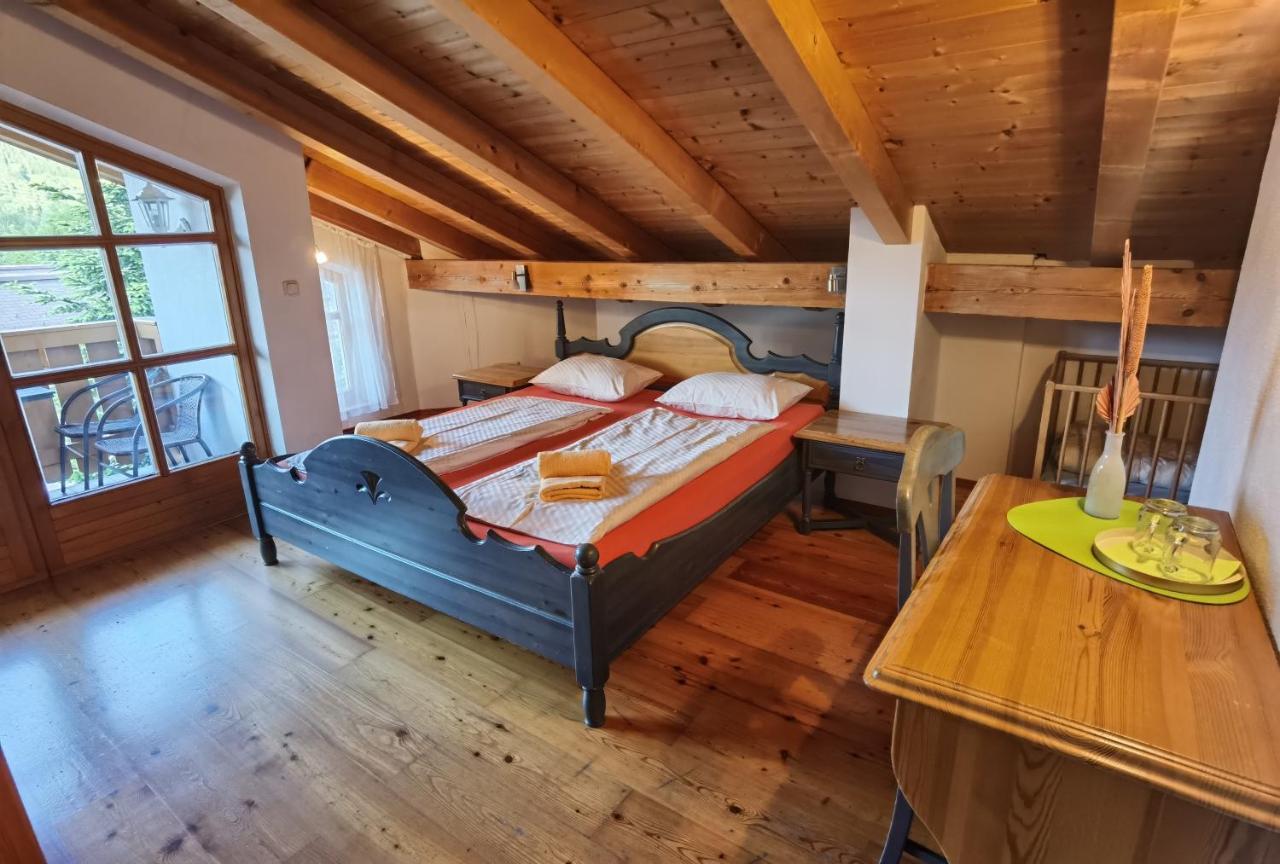 Hotel Zell Am 3*